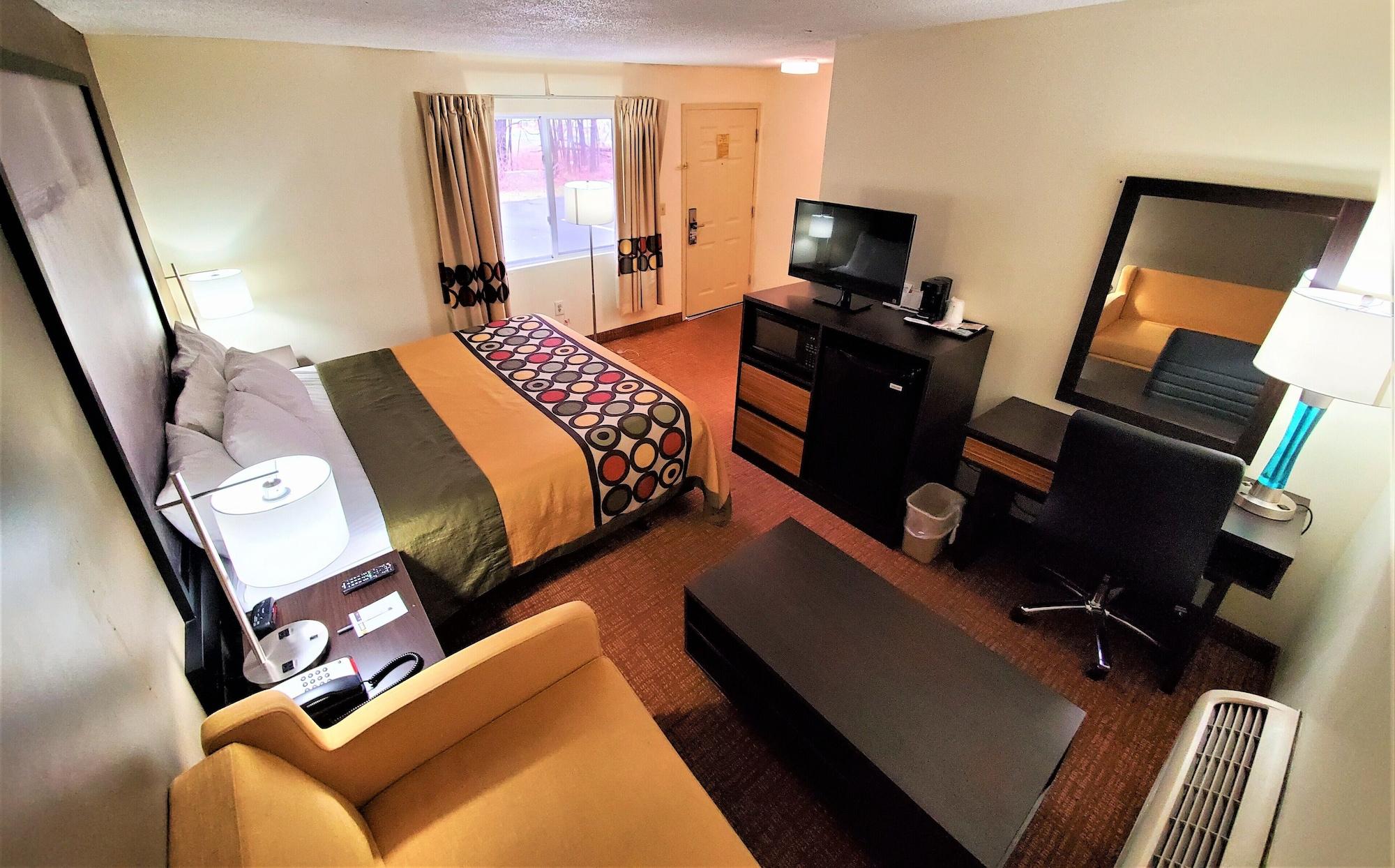 Super 8 By Wyndham Motel 2*