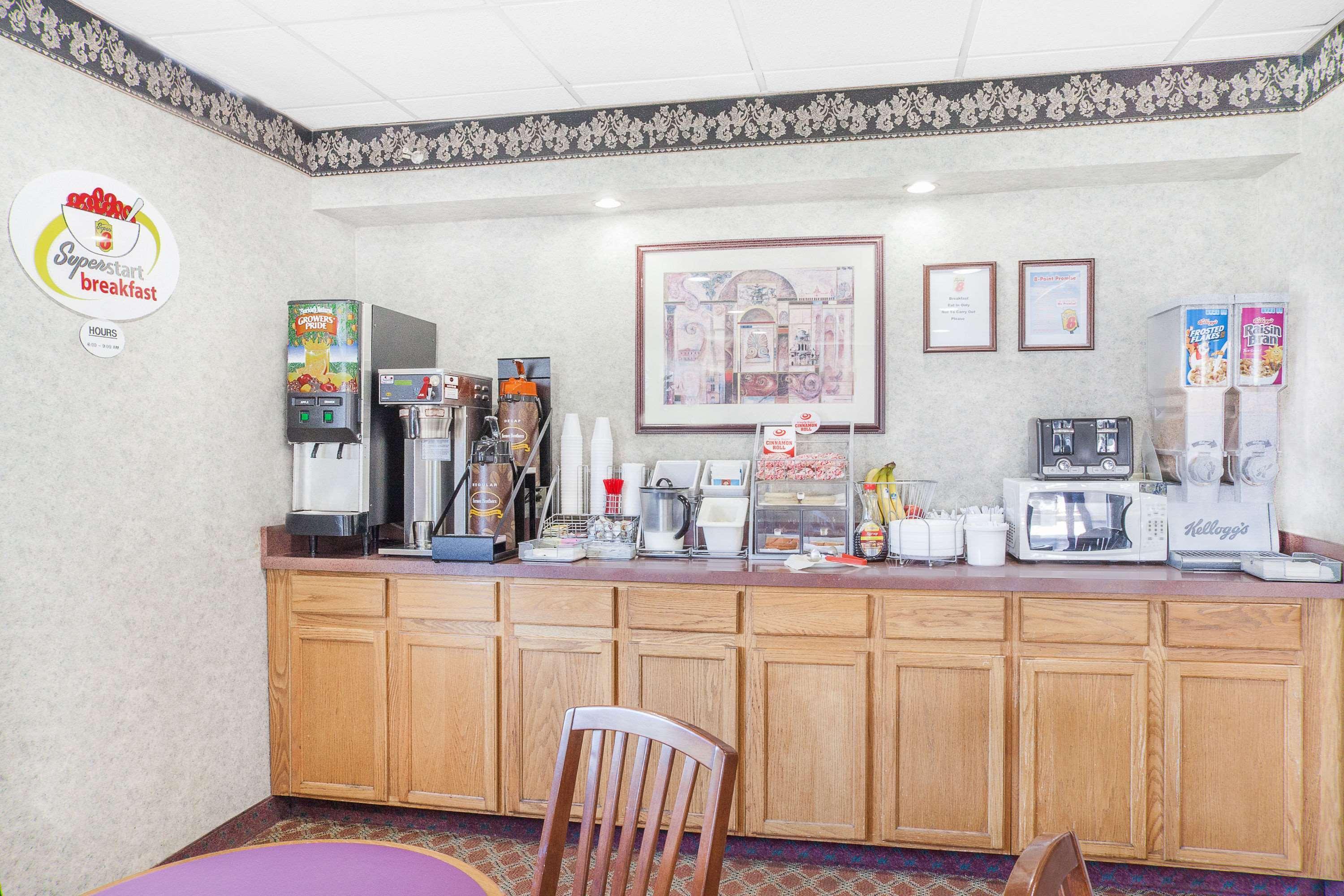 Super 8 By Wyndham