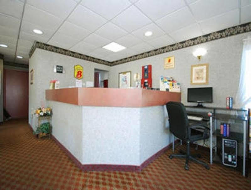 Super 8 By Wyndham Motel 2*