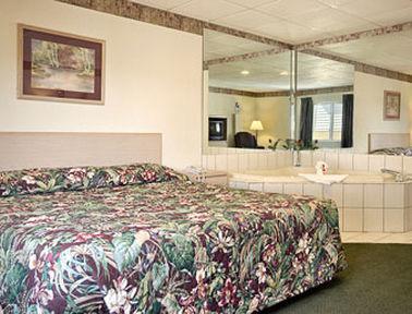 Super 8 By Wyndham Motel 2*