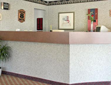 Super 8 By Wyndham Motel